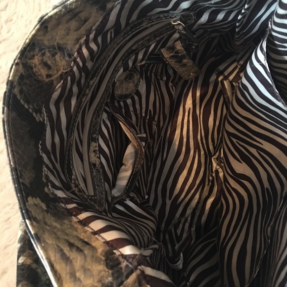 Dana Buchman snake skin Purse. - Picture 4 of 4